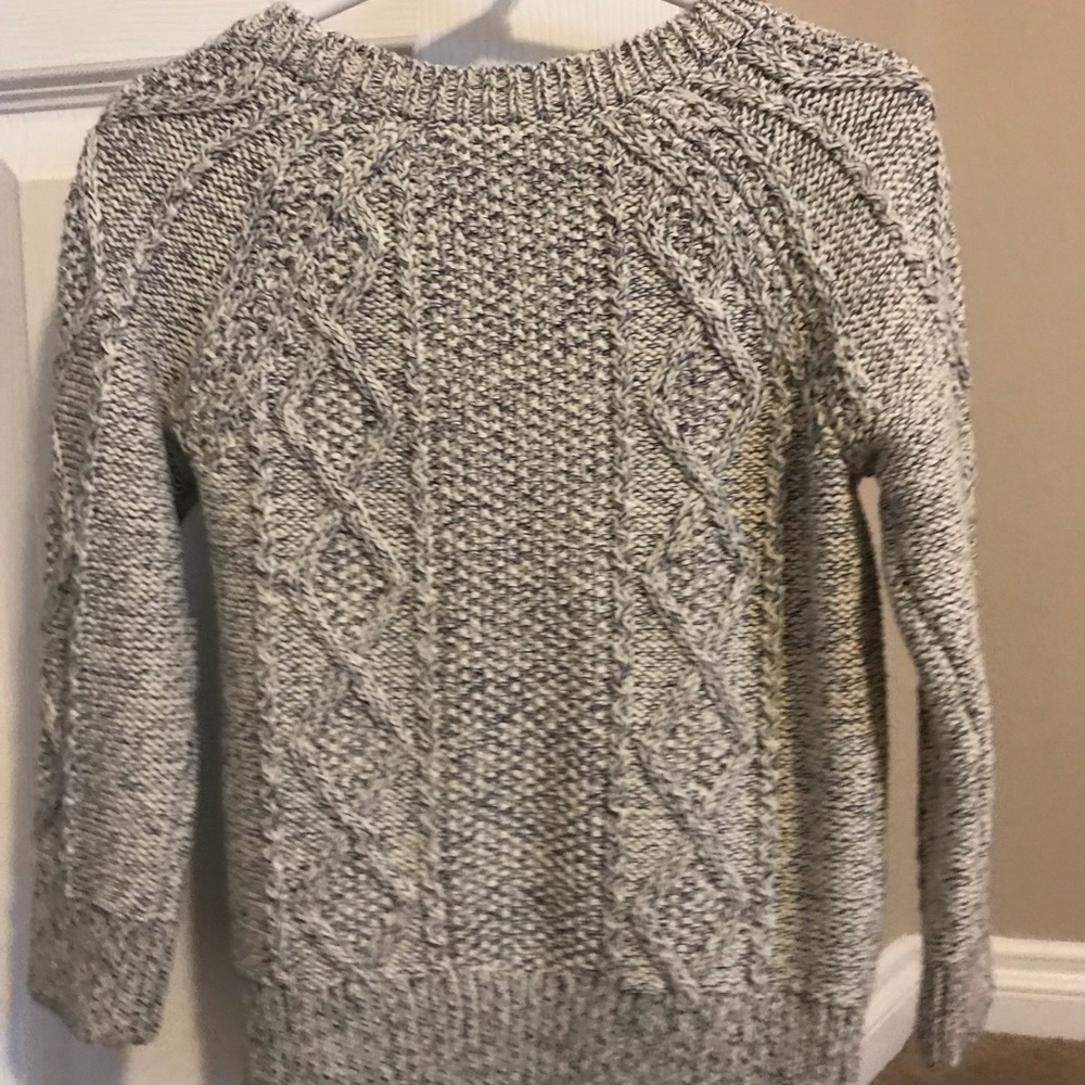 Gap sweater.Toddler boys. - Picture 2 of 5